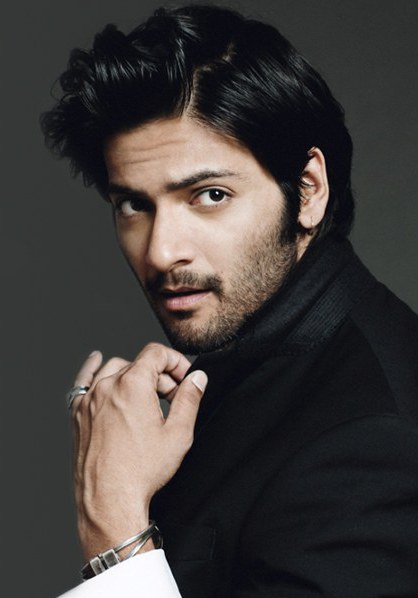 阿里&middot;法扎勒